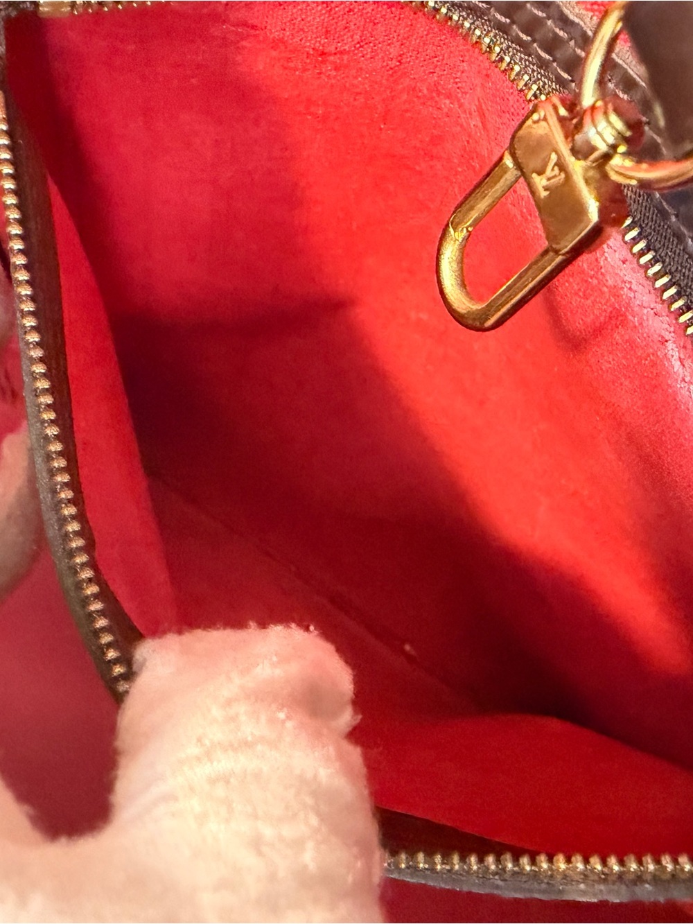 Louis Vuitton Damier Ebene Neverfull MM Tote with Red Interior - Picture 11 of 16
